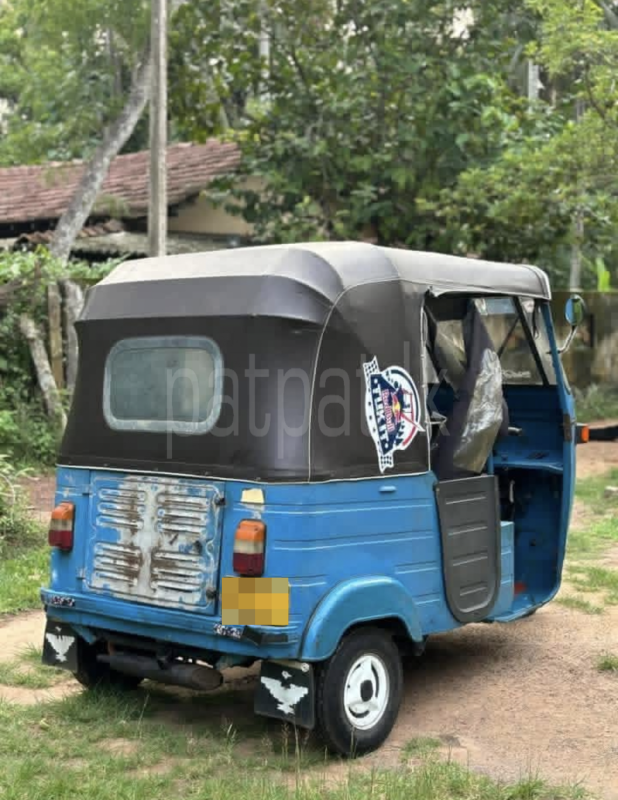 Bajaj 2 stroke 2009 - பயன்படுத்தப்பட்டது முச்சக்கர வண்டி sale in Sri Lanka - patpat.lk