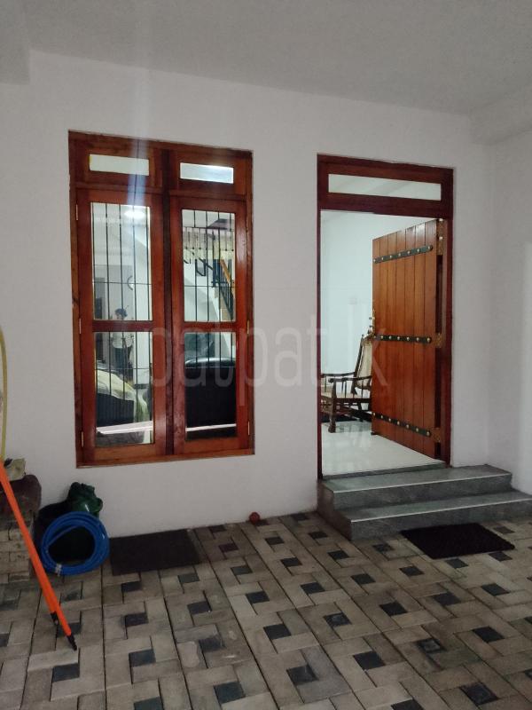 House for Sale in Kandy ads-image-1