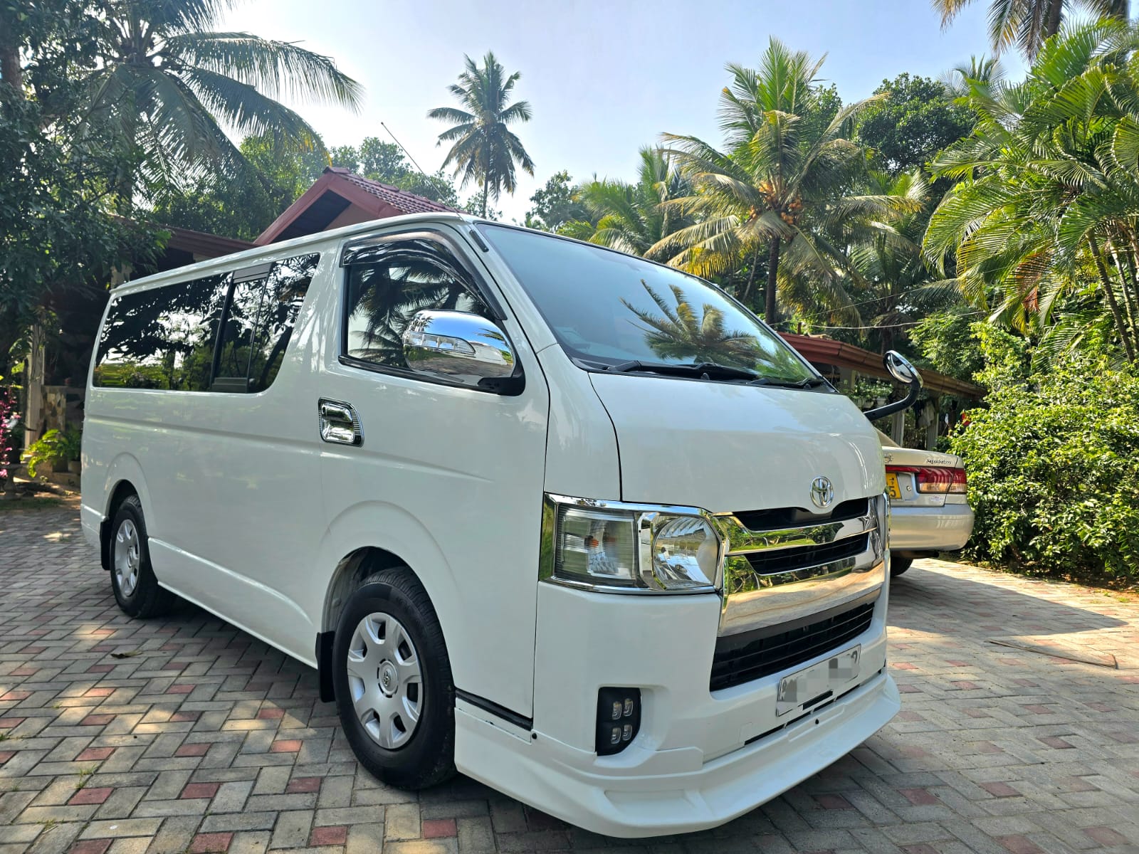 Toyota Hiace 2006 - Used Van sale in Sri Lanka - patpat.lk