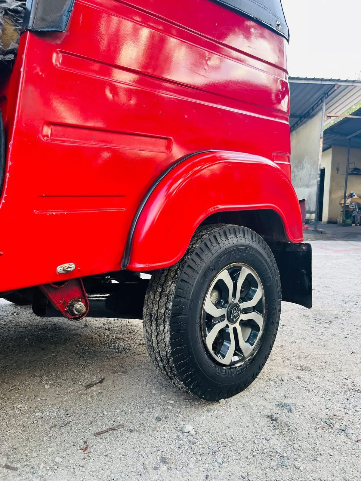 Advertisement image 3