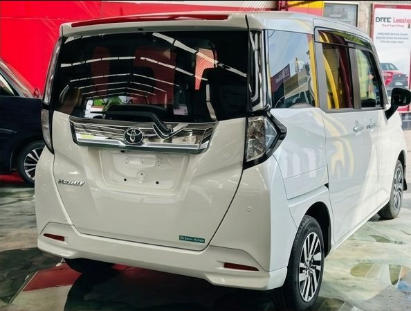 Toyota Roomy 2023 - மறுசீரமைக்கப்பட்டது வேன் sale in Sri Lanka - patpat.lk