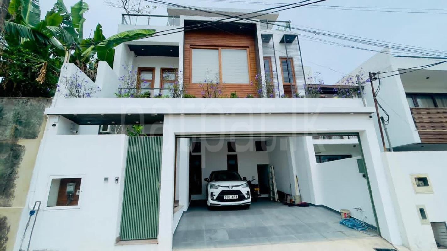 House for Sale in Battaramulla