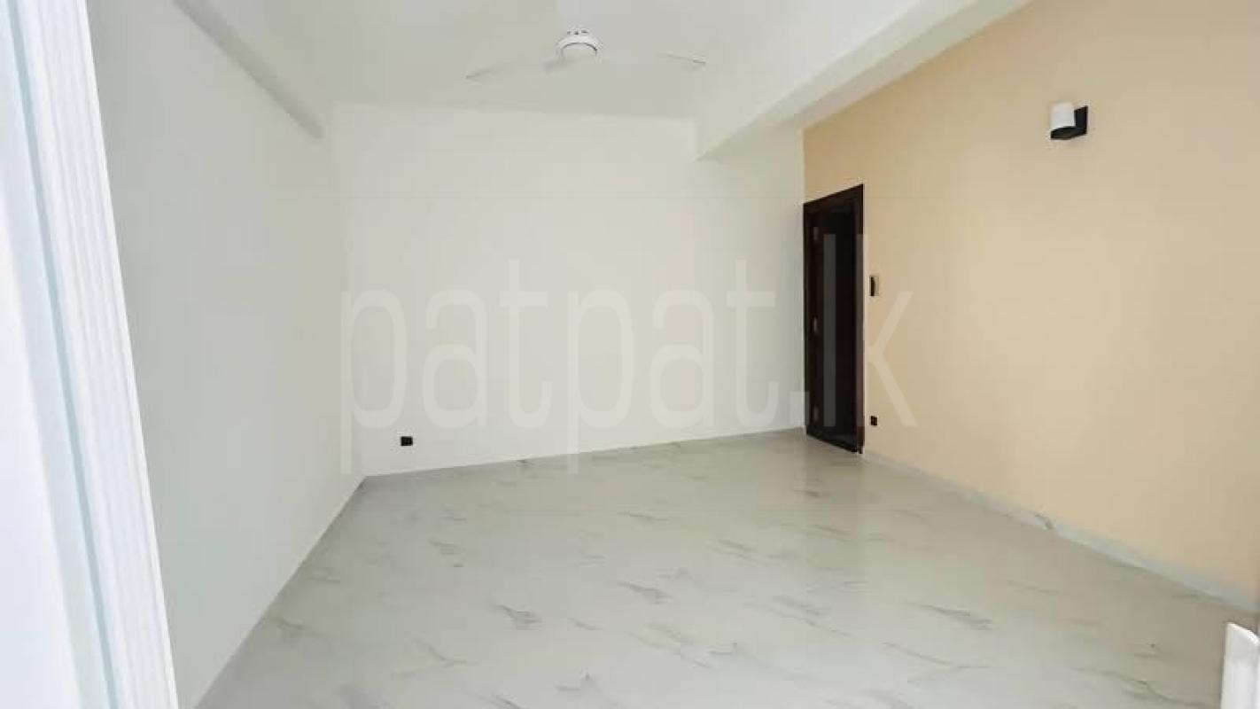 Luxury Apartment for Sale in Wellawatta (Colombo 06)