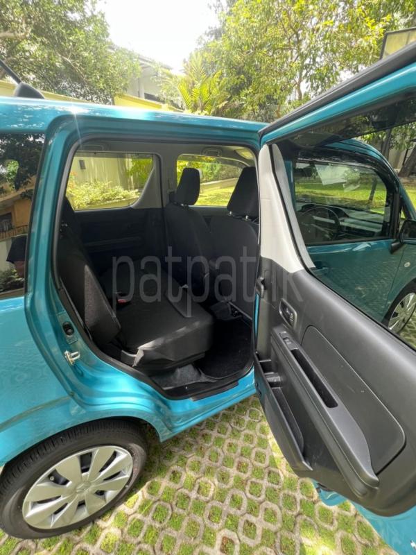 Advertisement image 6