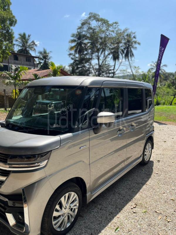 Advertisement image 3