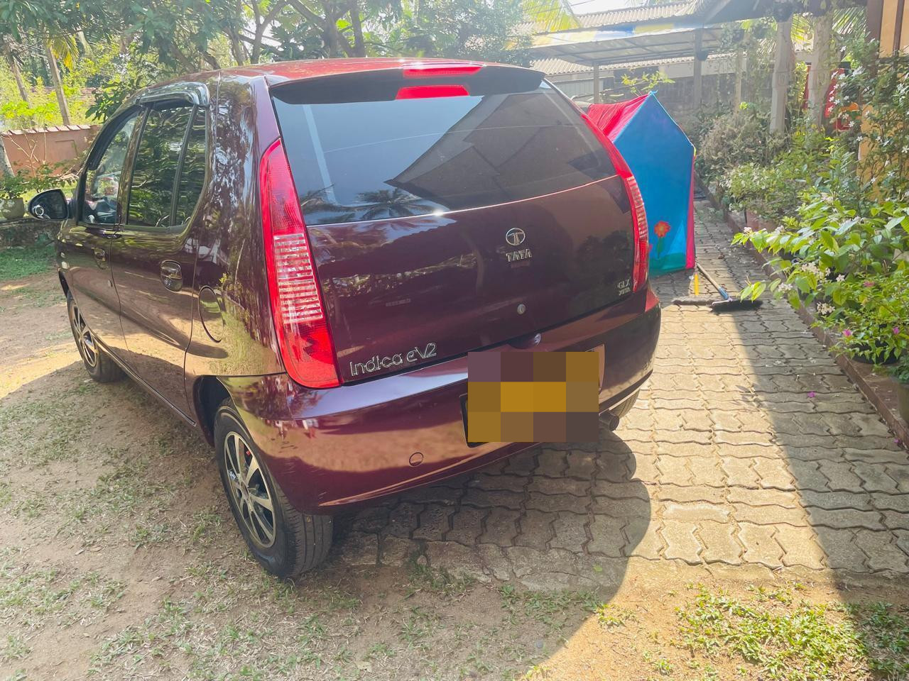 Tata Indica 2015 - பயன்படுத்தப்பட்டது கார் sale in Sri Lanka - patpat.lk