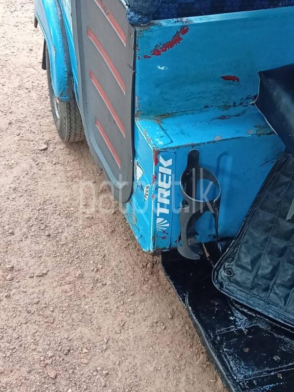 Bajaj 2 stroke 2004 - Used Three wheeler sale in Sri Lanka - patpat.lk