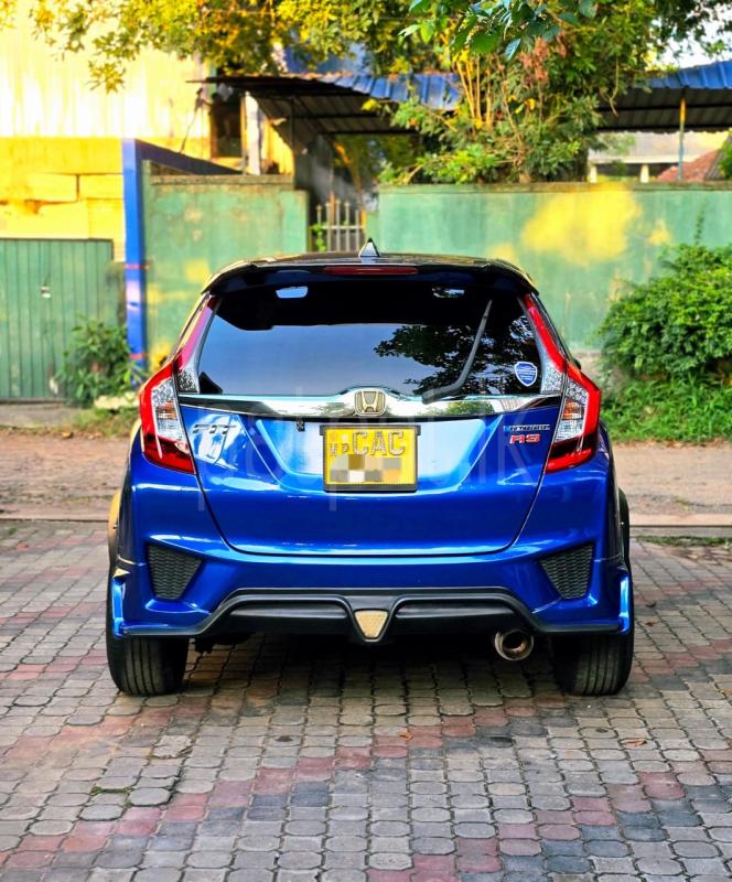 Advertisement image 1