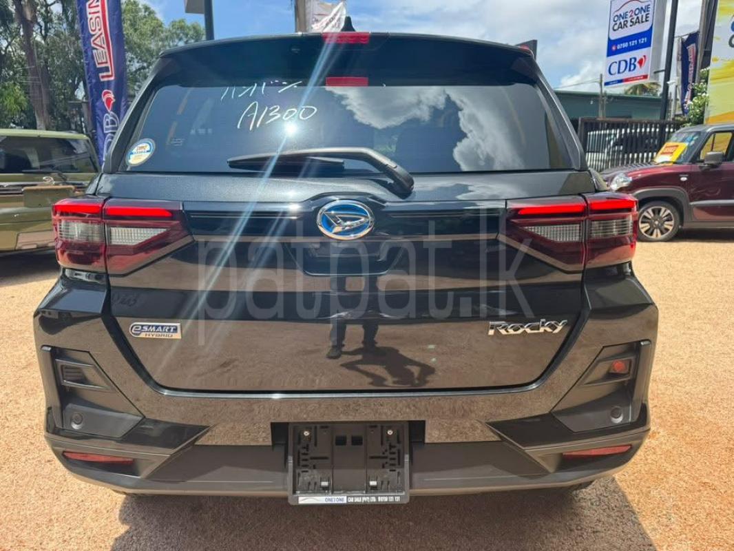 Advertisement image 6