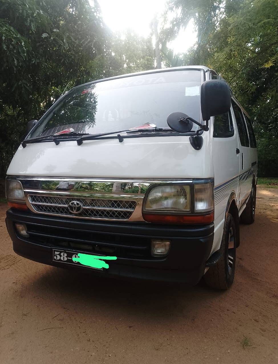 Toyota Hiace 2000 - பயன்படுத்தப்பட்டது வேன் sale in Sri Lanka - patpat.lk