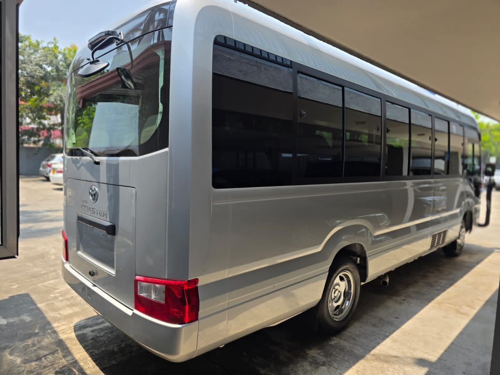 Toyota Coaster 2025 - சான்றளிக்கப்பட்டது பஸ் sale in Sri Lanka - patpat.lk