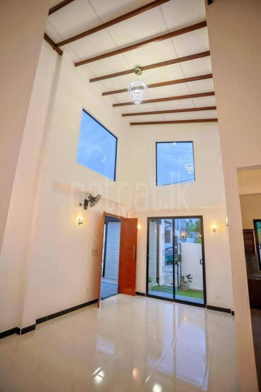 House for Sale in Habarakada