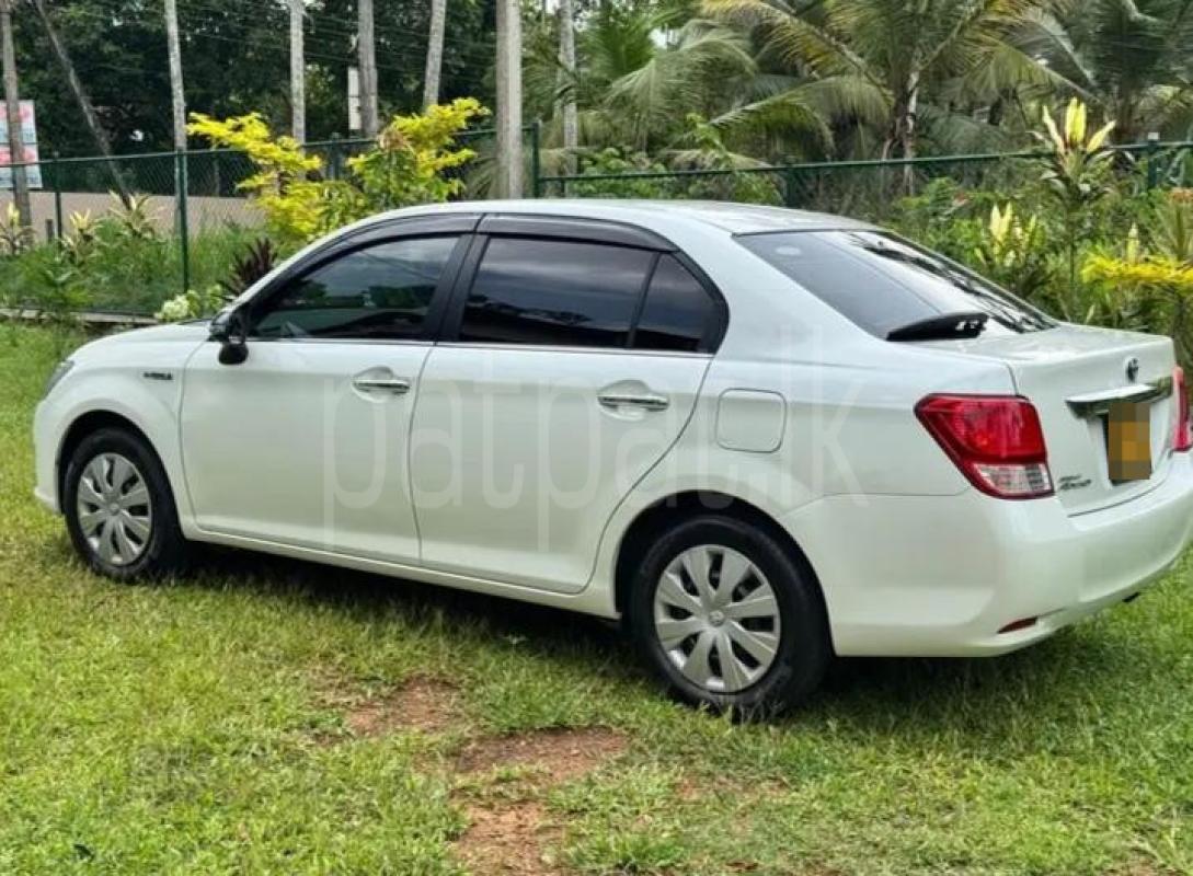 Toyota Axio 2012 - Used Car sale in Sri Lanka - patpat.lk