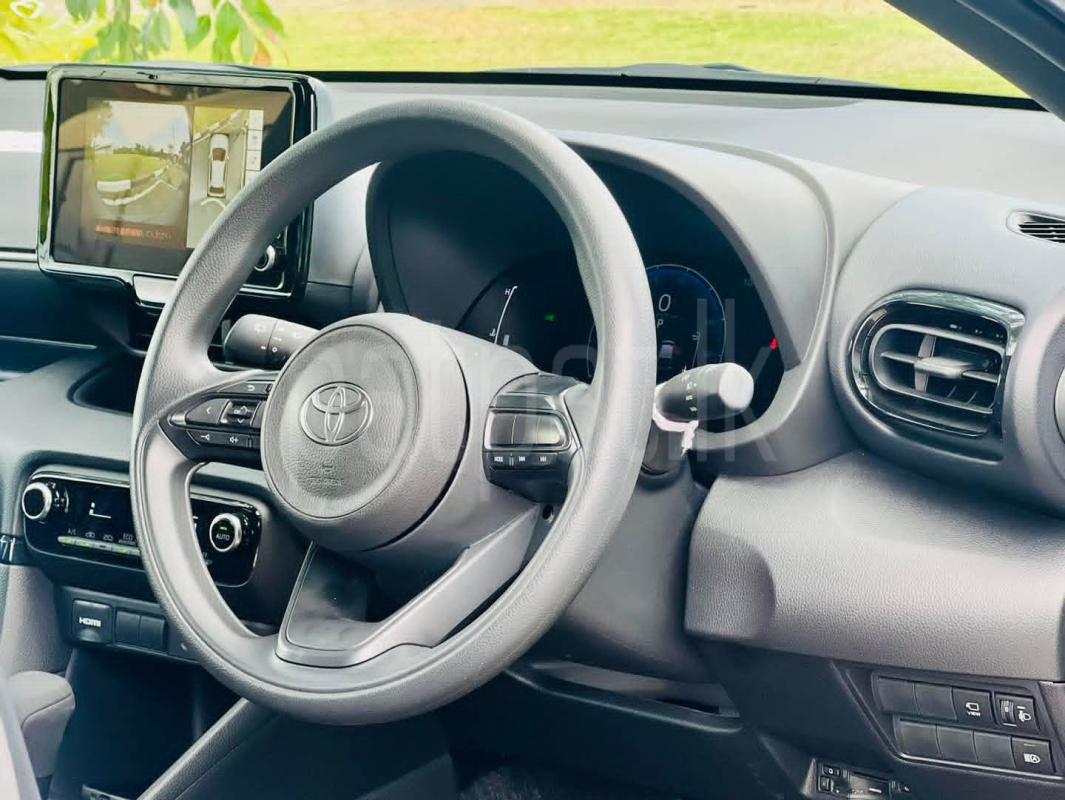 Toyota Yaris 2024 - Brand New Car sale in Sri Lanka - patpat.lk