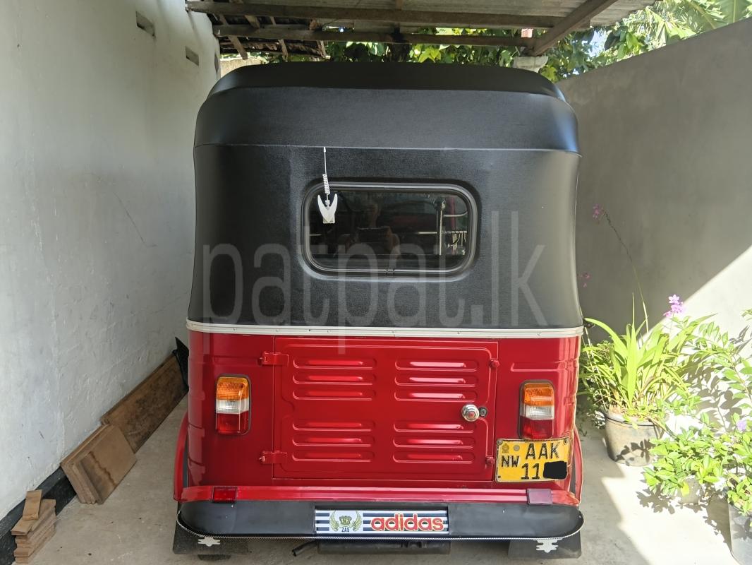 Bajaj Three Wheel 2013 - பயன்படுத்தப்பட்டது முச்சக்கர வண்டி sale in Sri Lanka - patpat.lk