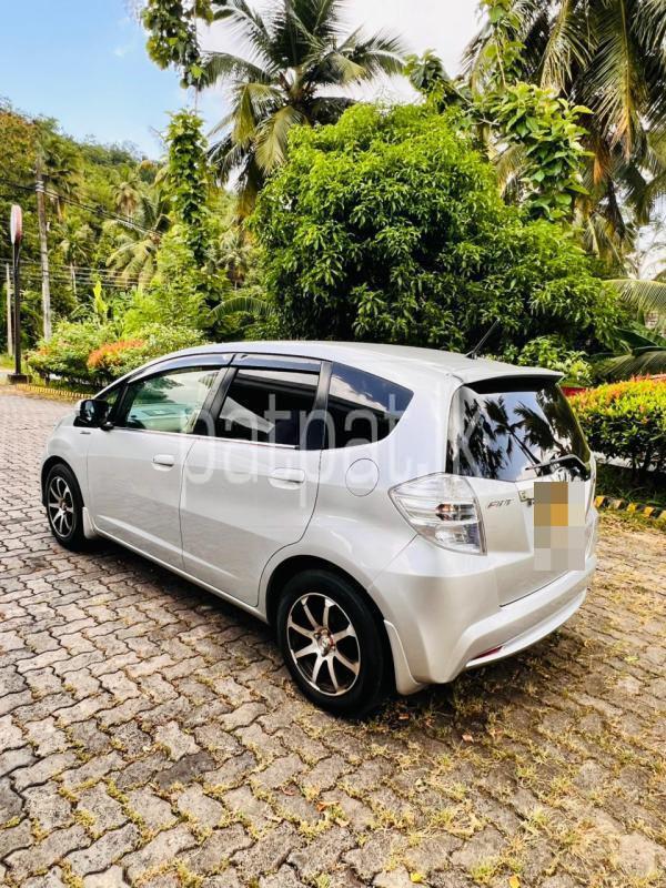 Advertisement image 4