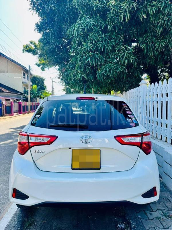 Toyota Vitz 2019 - பயன்படுத்தப்பட்டது கார் sale in Sri Lanka - patpat.lk