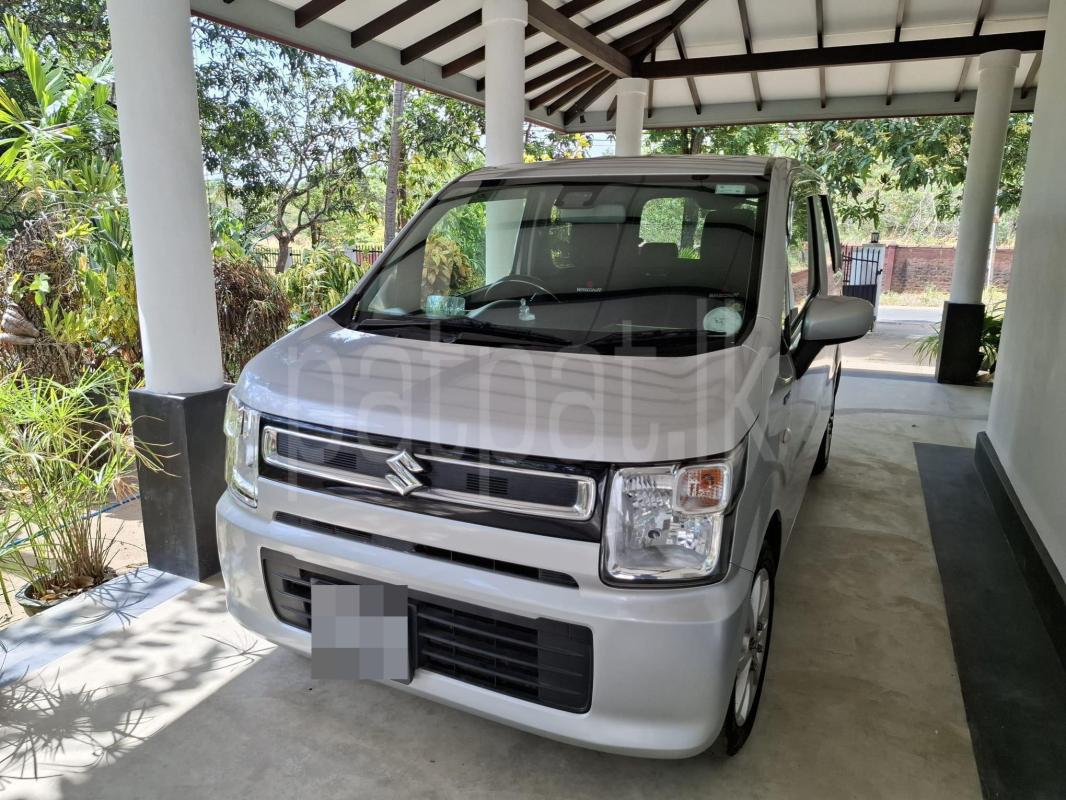 Suzuki Wagon R 2018 ads-image-1