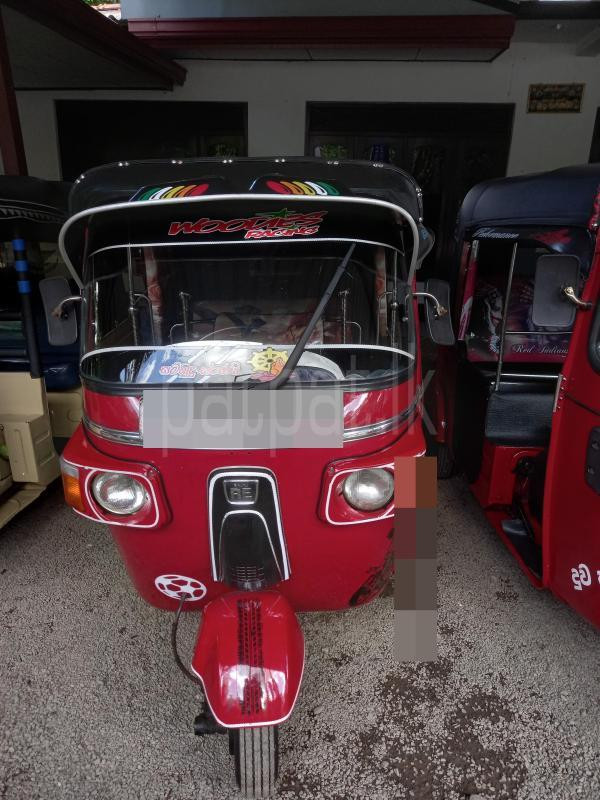 Bajaj Three Wheel 2012 - භාවිතා කරන ලද ත්‍රිරෝද රථය sale in Sri Lanka - patpat.lk