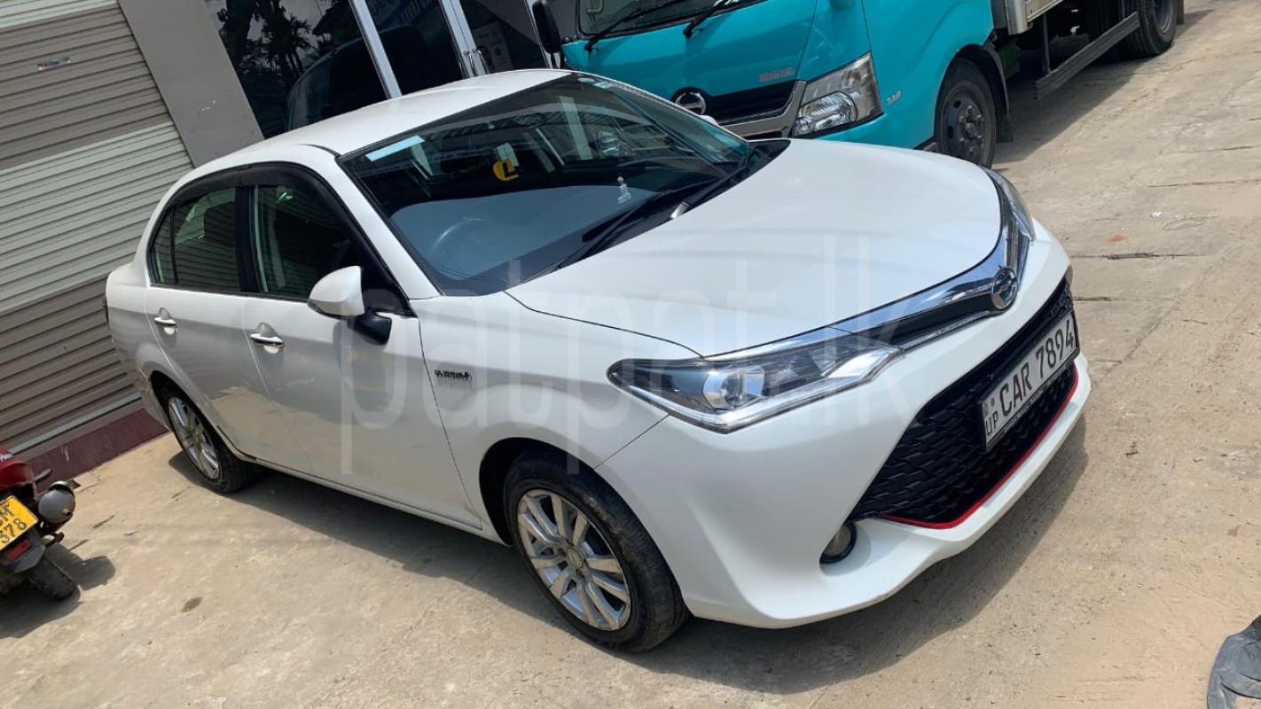 Toyota Axio 2015 - Used Car sale in Sri Lanka - patpat.lk