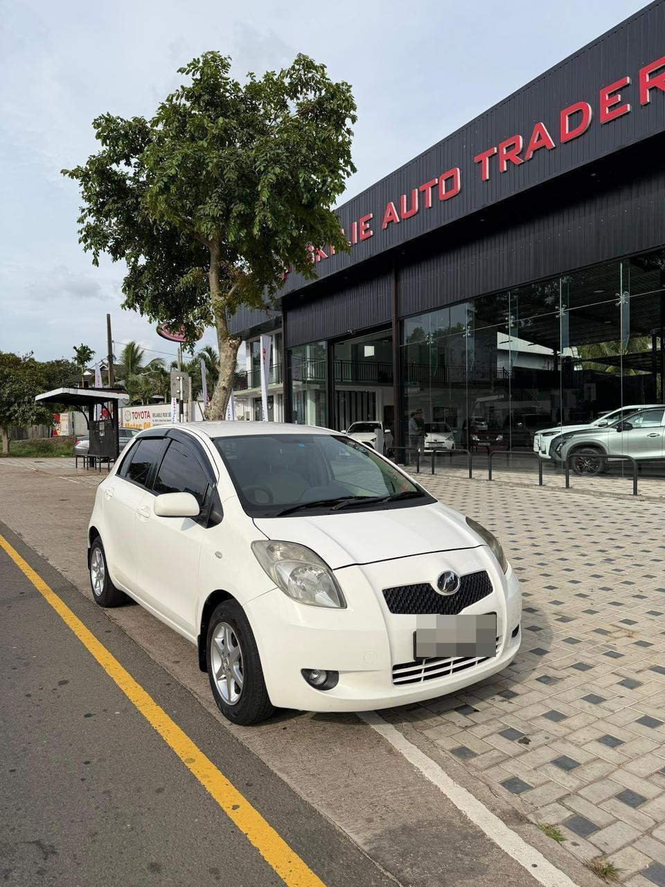 Toyota Vitz 2008 - பயன்படுத்தப்பட்டது கார் sale in Sri Lanka - patpat.lk