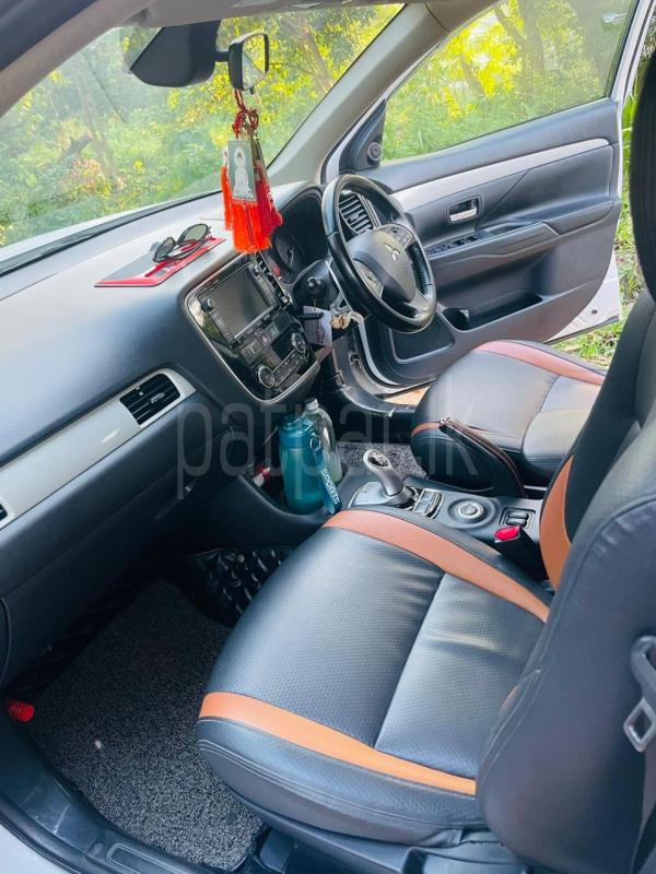 Mitsubishi Outlander 2013 - Used SUV sale in Sri Lanka - patpat.lk