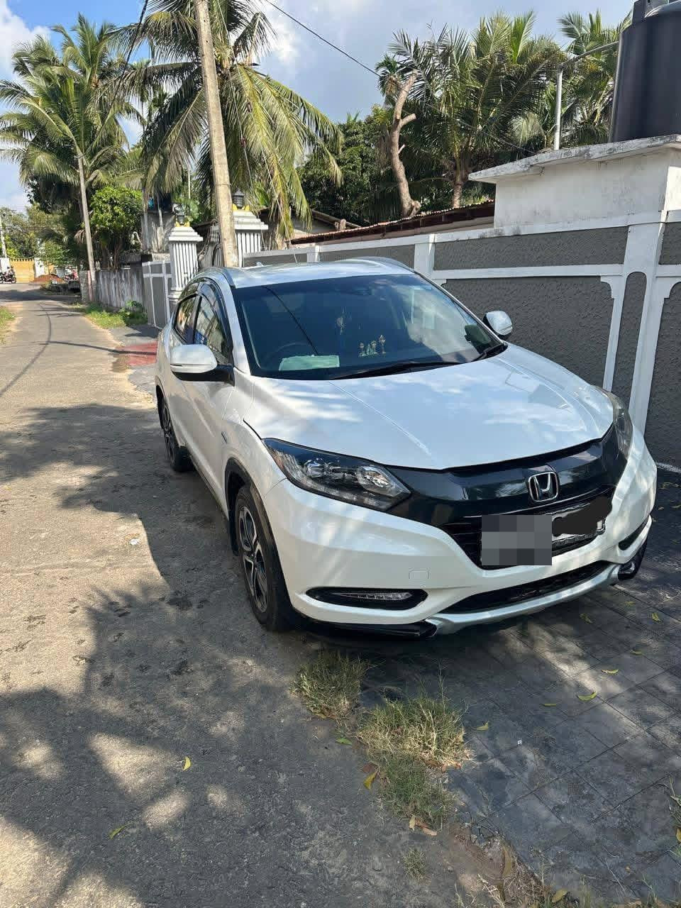 Honda Vezel 2014 - மறுசீரமைக்கப்பட்டது SUV sale in Sri Lanka - patpat.lk