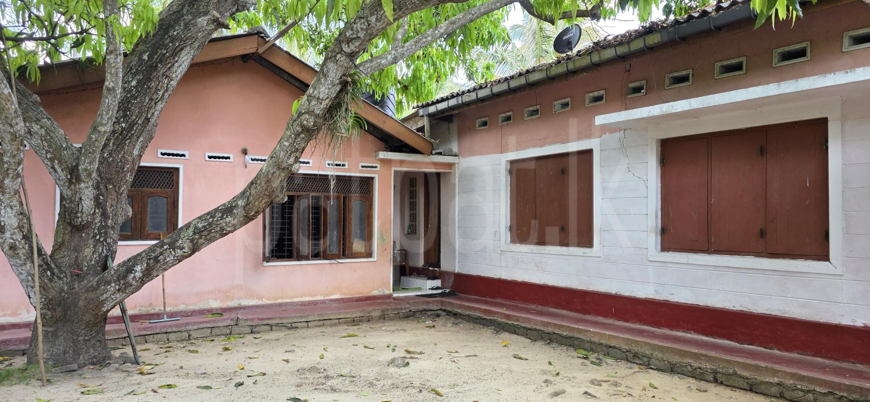 Residential Land for Sale in Maho