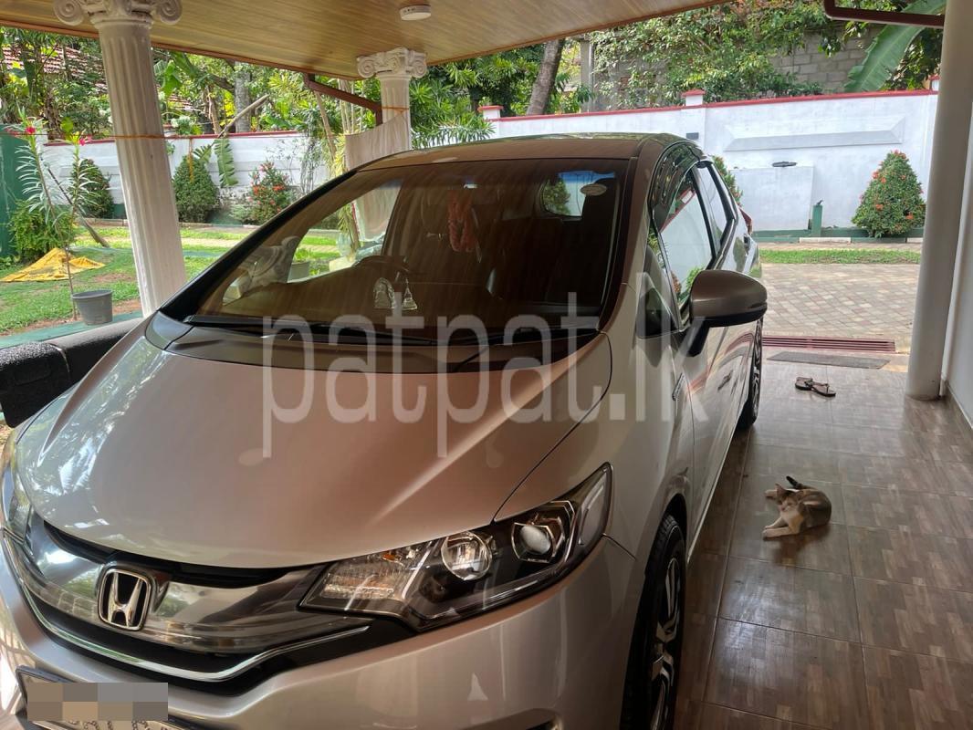 Honda Fit 2013 - பயன்படுத்தப்பட்டது கார் sale in Sri Lanka - patpat.lk