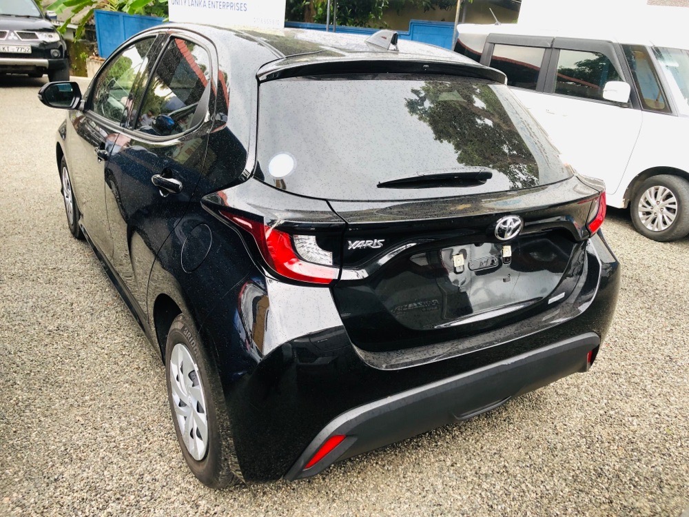 Toyota Yaris 2023 - Reconditioned Car sale in Sri Lanka - patpat.lk
