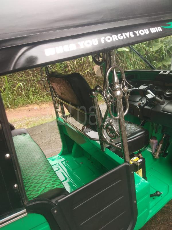 Bajaj 4 stroke 2015 - Used Three wheeler sale in Sri Lanka - patpat.lk