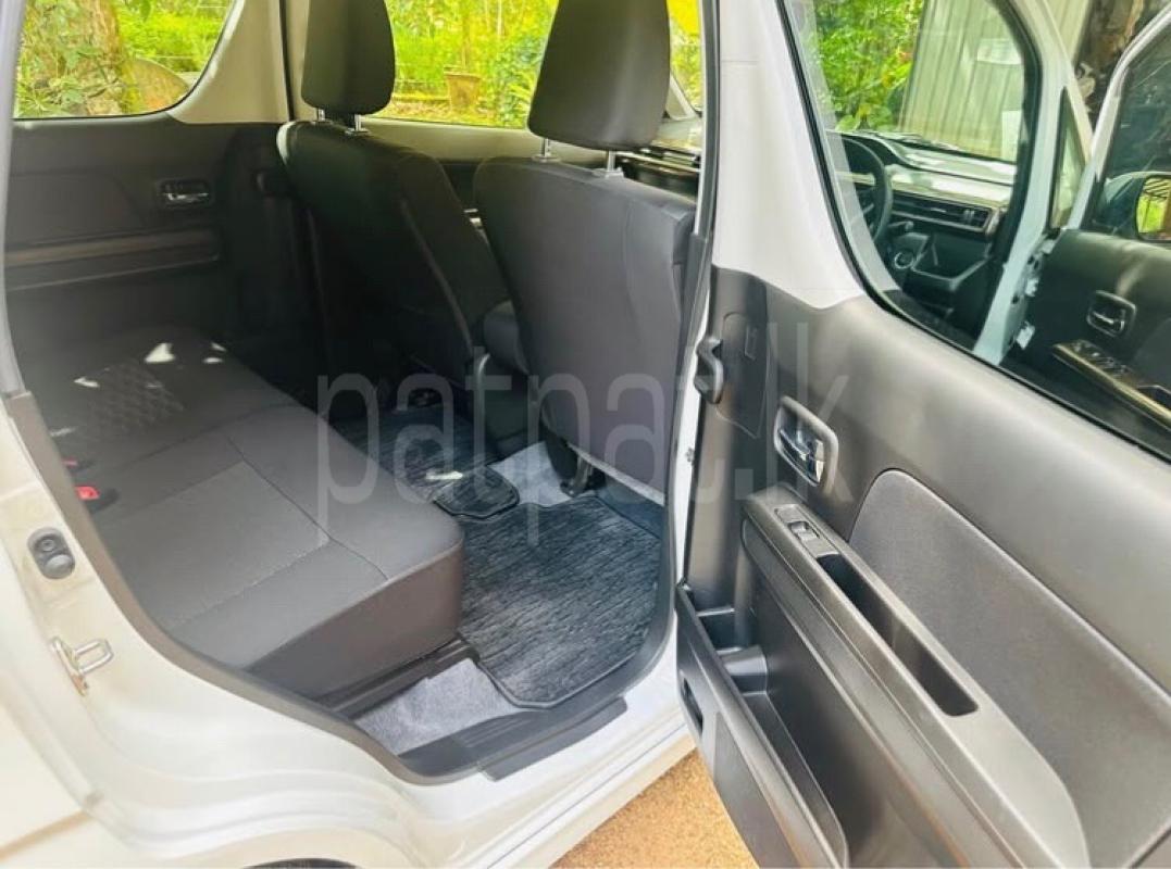 Advertisement image 6