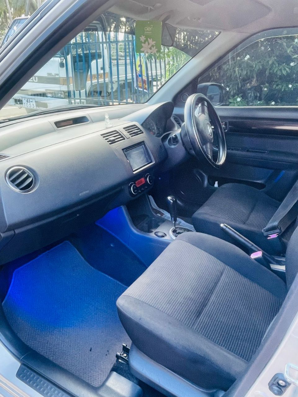 Suzuki Swift 2006 - பயன்படுத்தப்பட்டது கார் sale in Sri Lanka - patpat.lk