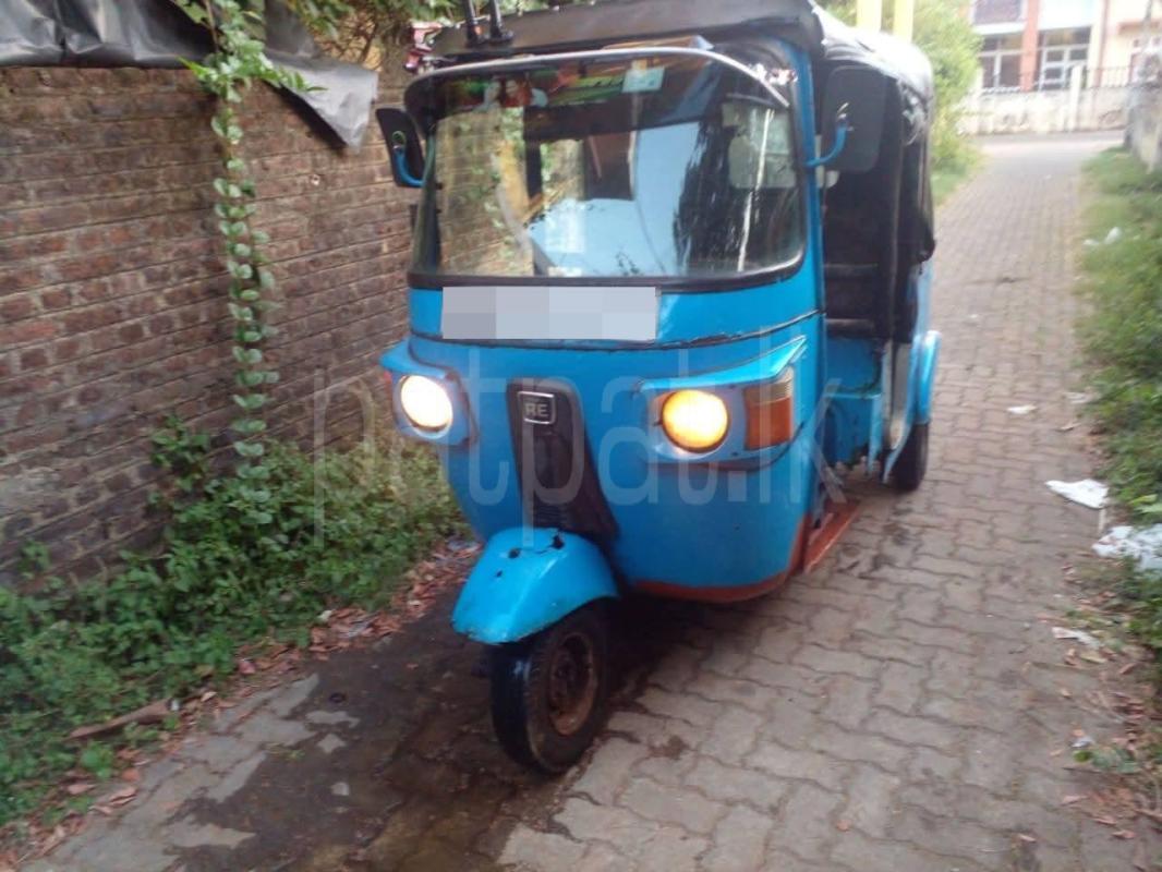 Bajaj Three Wheel 2015 - பயன்படுத்தப்பட்டது முச்சக்கர வண்டி sale in Sri Lanka - patpat.lk