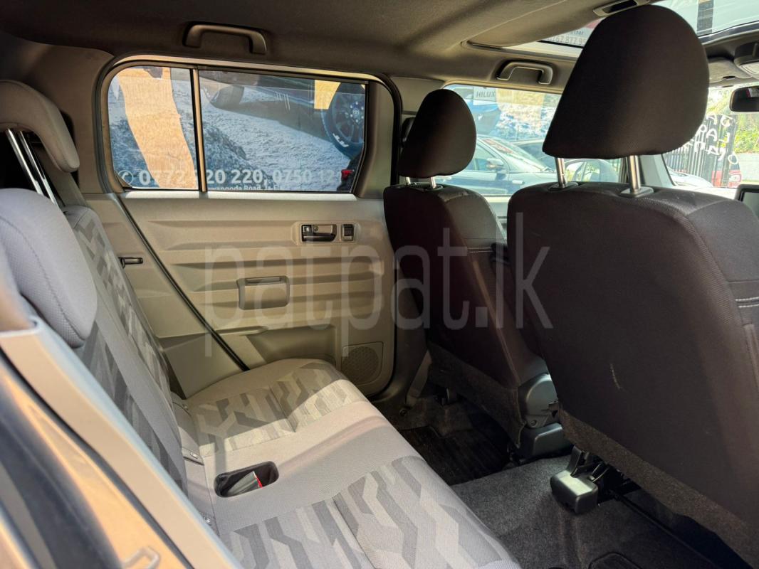 Advertisement image 6