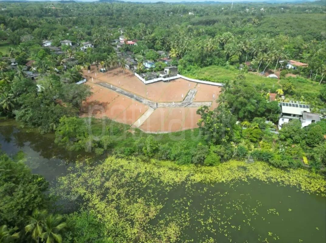 Residential Land for Sale in Bandaragama