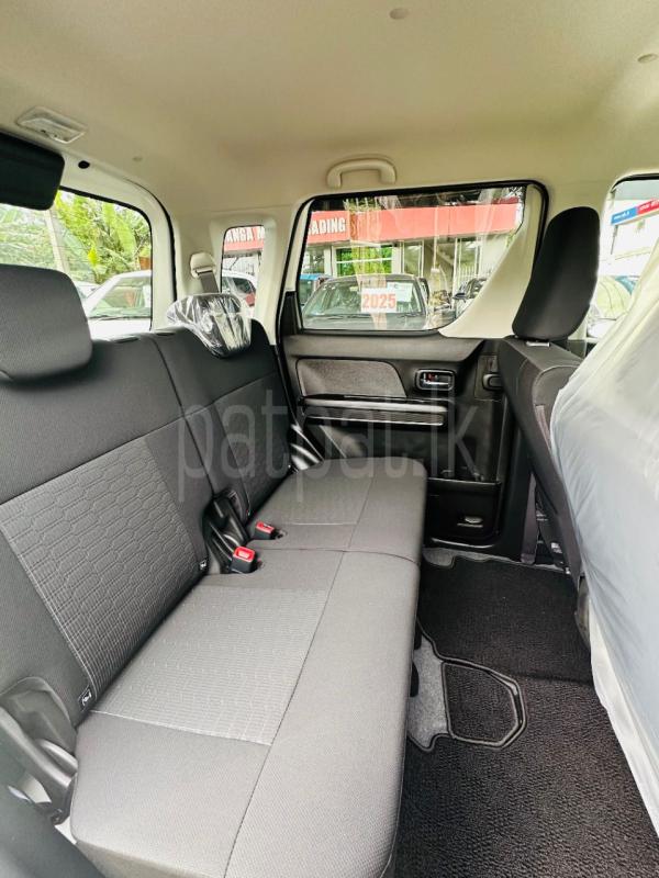 Advertisement image 6