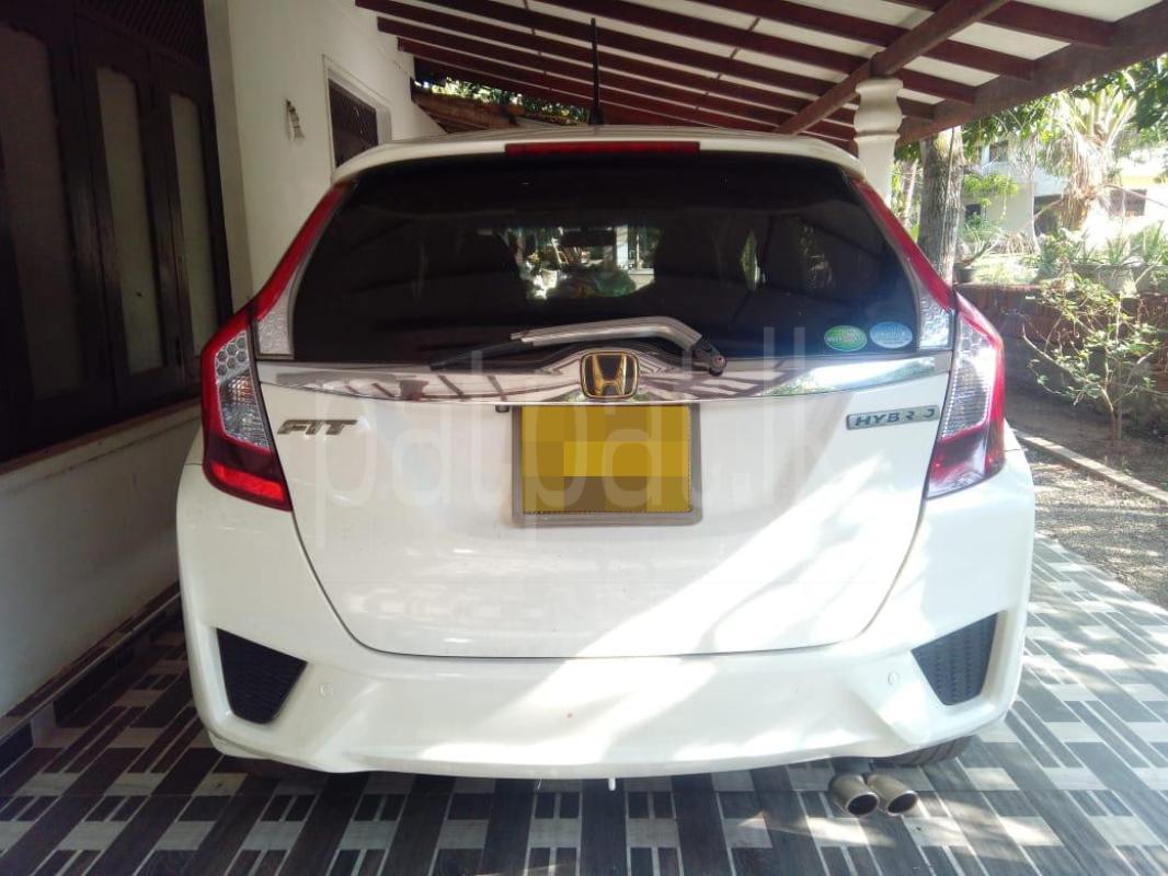 Honda Fit 2014 - பயன்படுத்தப்பட்டது கார் sale in Sri Lanka - patpat.lk