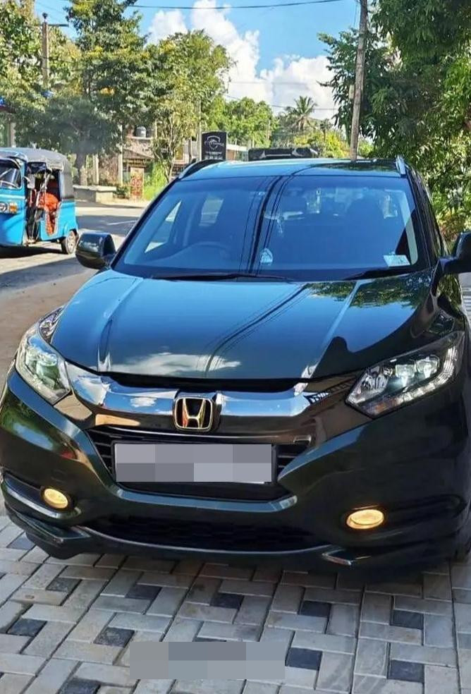 Honda Vezel 2014 - භාවිතා කරන ලද SUV රථය sale in Sri Lanka - patpat.lk