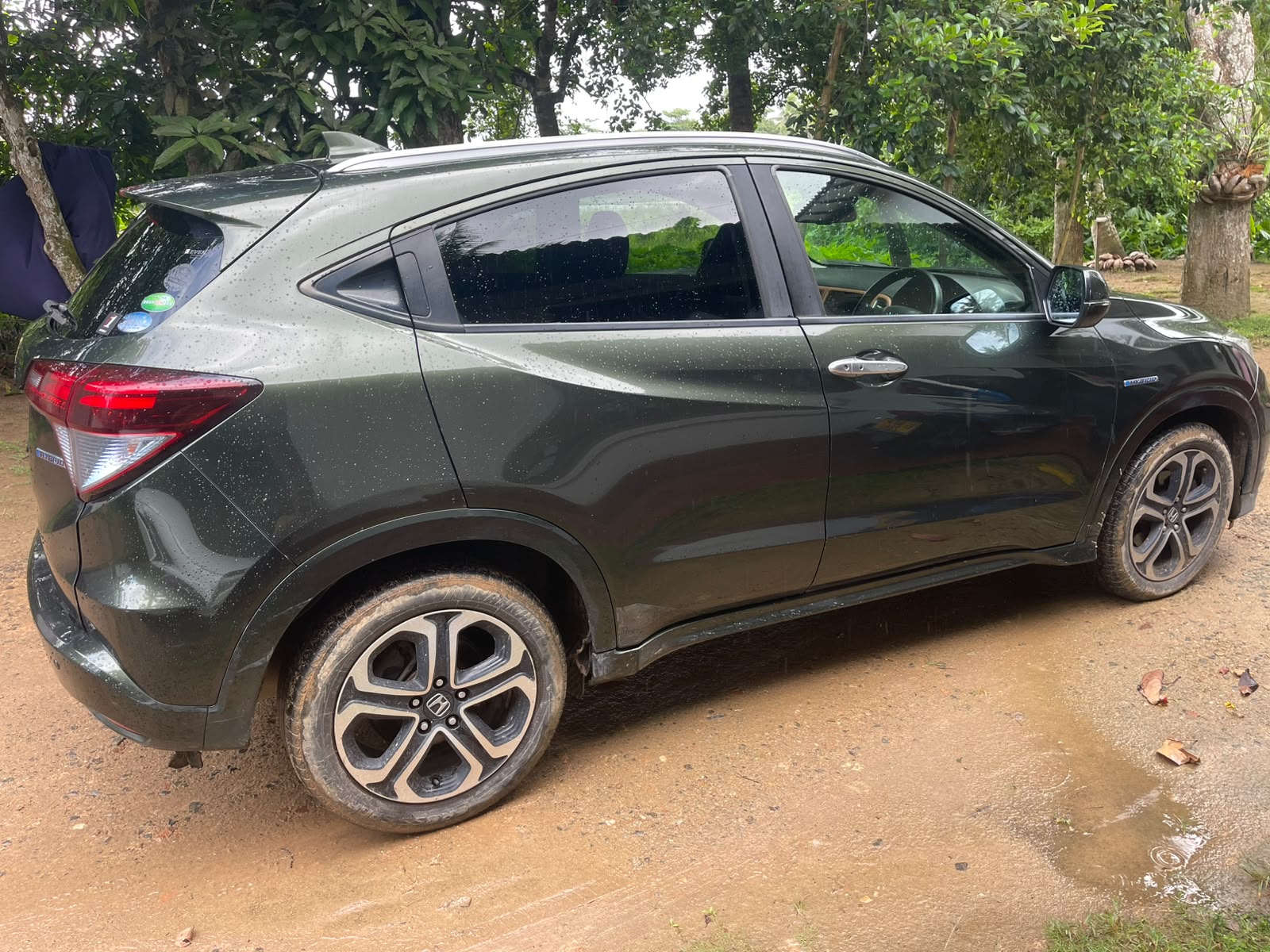 Honda Vezel 2014 - Used SUV sale in Sri Lanka - patpat.lk