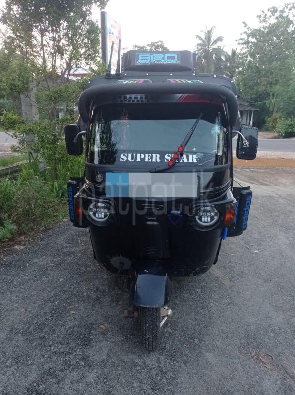 Bajaj 4 stroke 2014 - பயன்படுத்தப்பட்டது முச்சக்கர வண்டி sale in Sri Lanka - patpat.lk