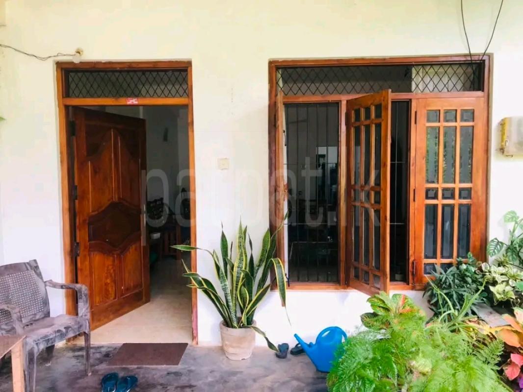 House for Sale in Bingiriya