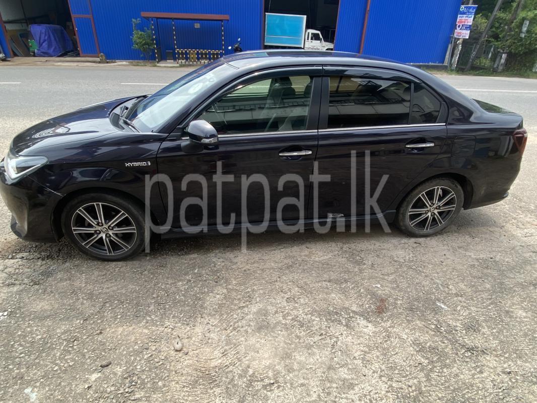 Toyota Axio 2016 - பயன்படுத்தப்பட்டது கார் sale in Sri Lanka - patpat.lk