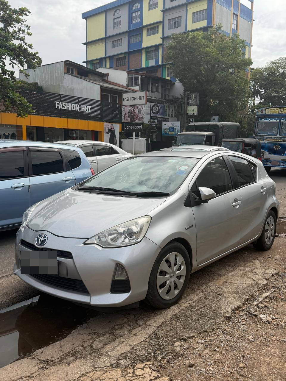 Toyota Aqua 2013 - Used Car sale in Sri Lanka - patpat.lk