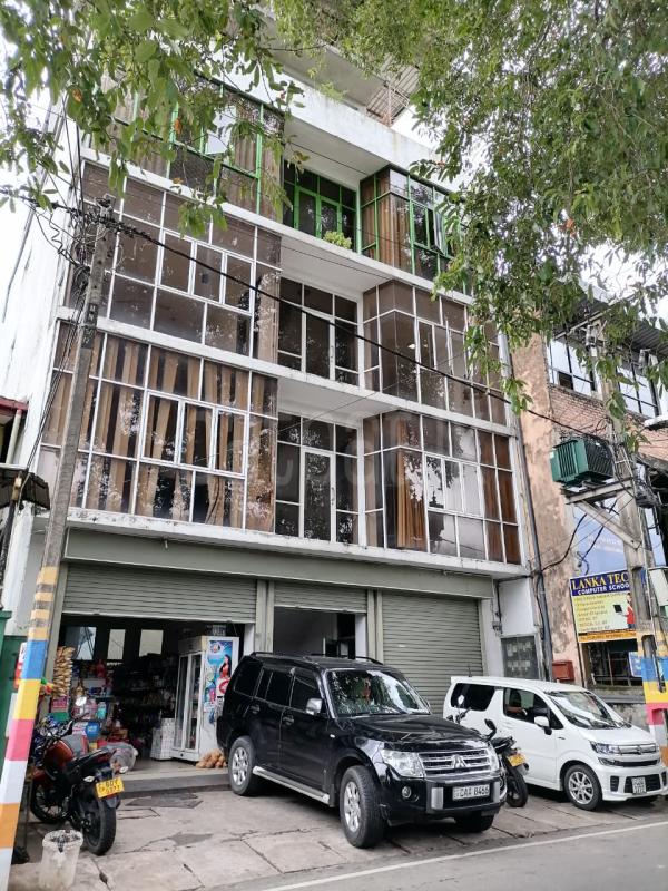 Advertisement image 3