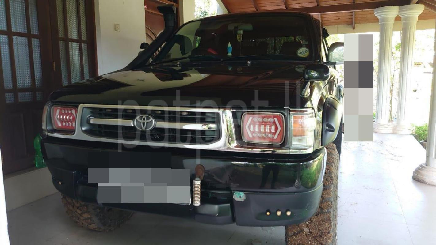 Toyota Hilux 1998 - Used Pick-up  sale in Sri Lanka - patpat.lk