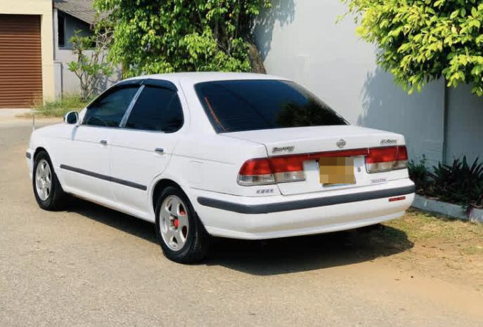 Nissan Sunny 2000 - Used Car sale in Sri Lanka - patpat.lk