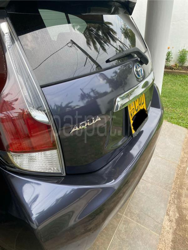 Toyota Aqua 2015 - Used Car sale in Sri Lanka - patpat.lk