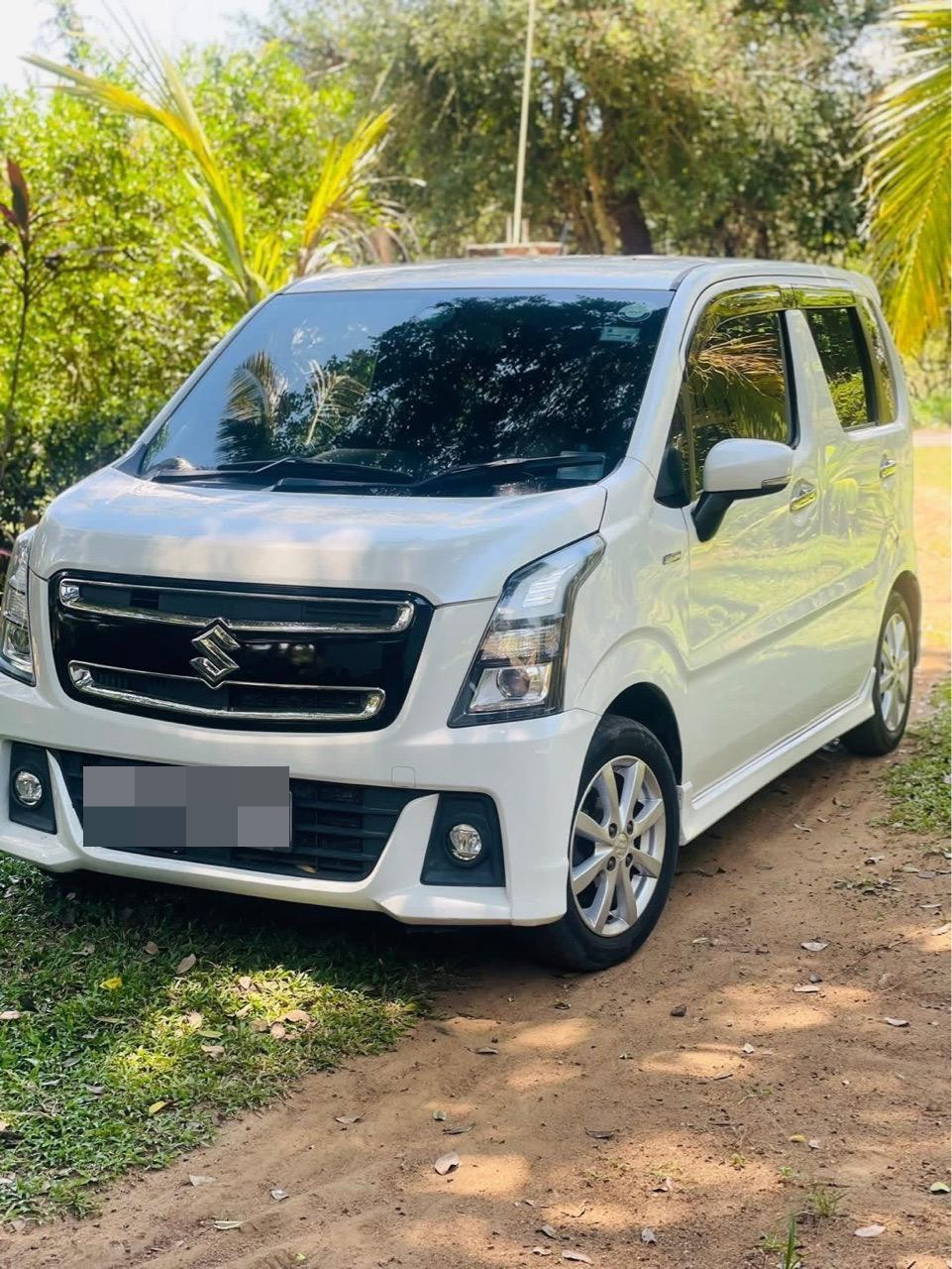Suzuki Wagon R 2017 - භාවිතා කරන ලද කාර් sale in Sri Lanka - patpat.lk