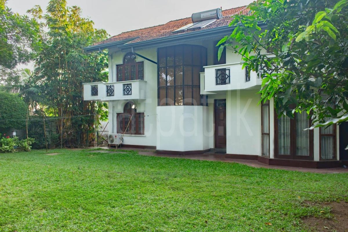 House for Sale in Talawatugoda